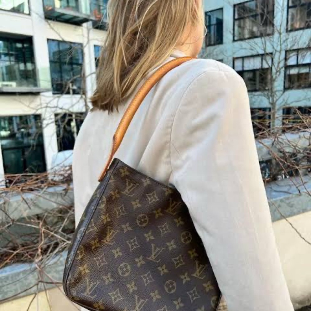 Louis Vuitton Looping MM